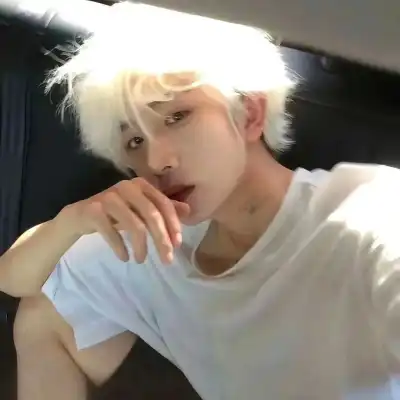 阿森纳球员,腿部画作逗,乐女友,国民彩票,彩票平台,在线投注,高效购彩,彩票开奖